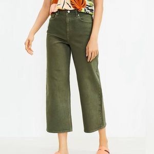 LOFT Green Wide Leg Crop
